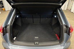 sininen Audi Q4 e-tron 2022 kuva 14.