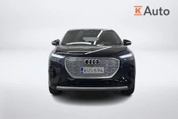 met. musta Audi Q4 e-tron 2022 kuva 5.