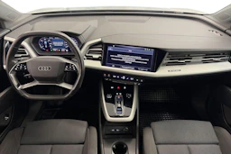met. musta Audi Q4 e-tron 2022 kuva 9.