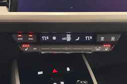 met. musta Audi Q4 e-tron 2022 kuva 31.