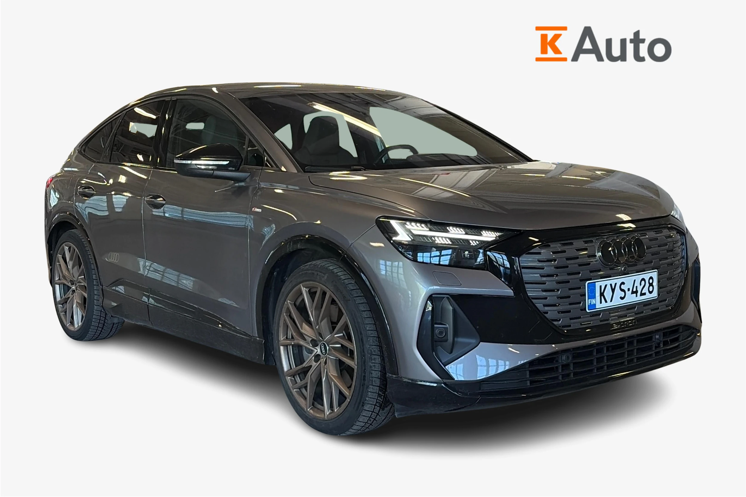 harmaa Audi Q4 e-tron 2022 kuva 1.