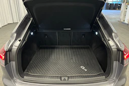 harmaa Audi Q4 e-tron 2022 kuva 11.