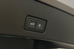 harmaa Audi Q4 e-tron 2022 kuva 12.