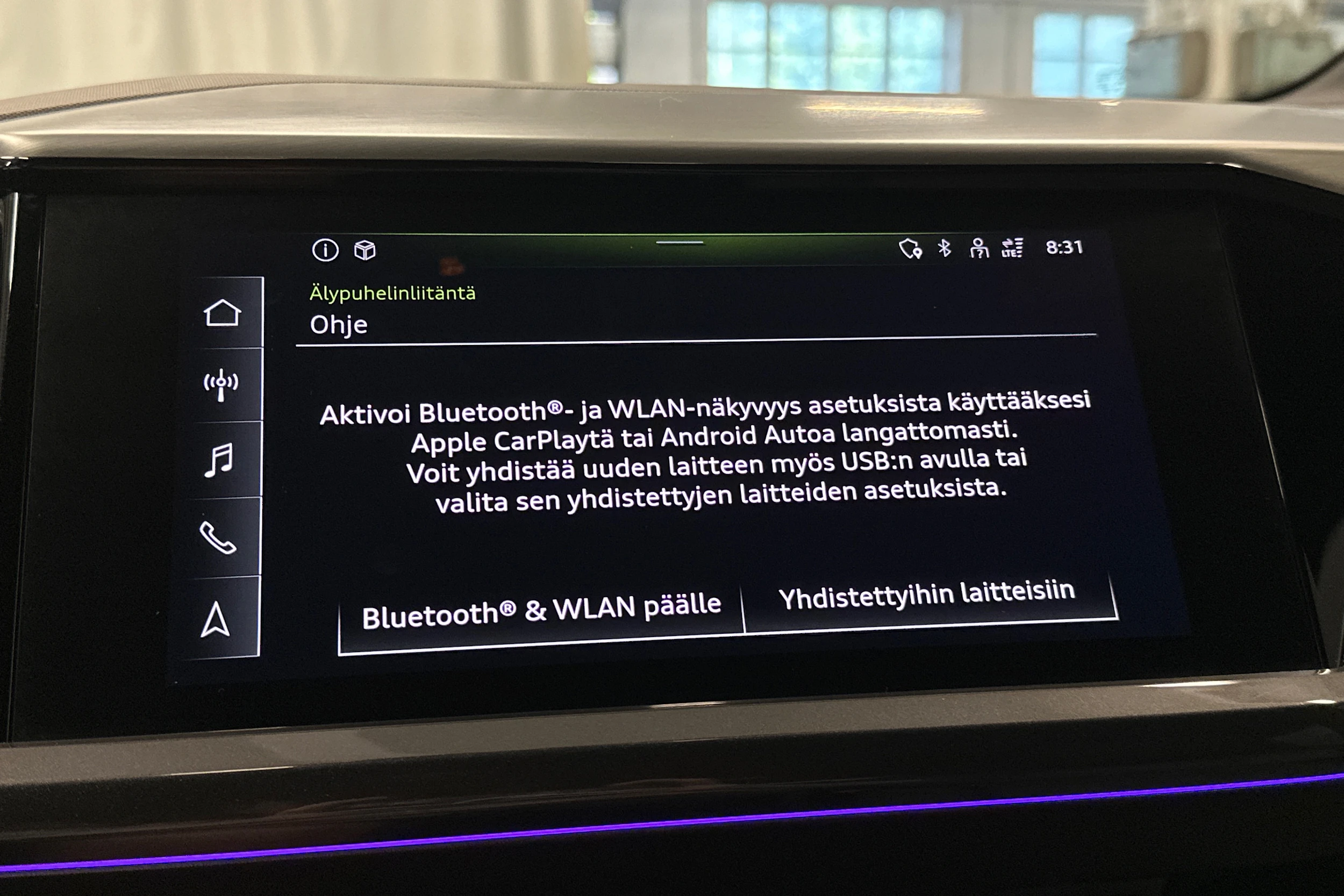 harmaa Audi Q4 e-tron 2022 kuva 25.