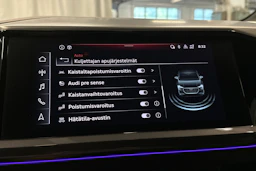 harmaa Audi Q4 e-tron 2022 kuva 29.