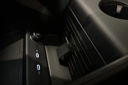 harmaa Audi Q4 e-tron 2022 kuva 34.