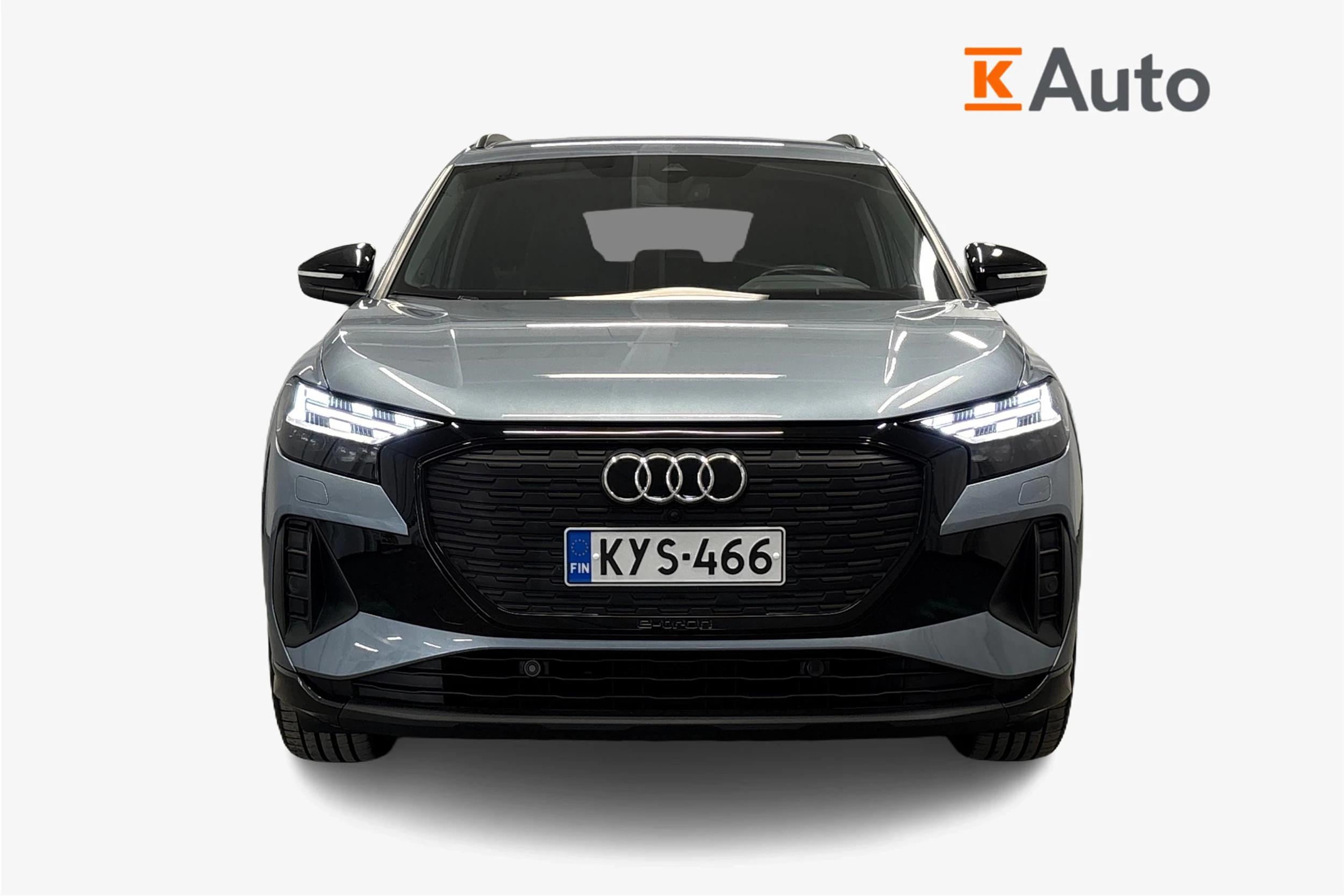 sininen Audi Q4 e-tron 2022 kuva 4.