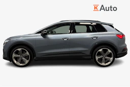 sininen Audi Q4 e-tron 2022 kuva 5.