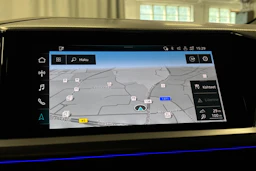 sininen Audi Q4 e-tron 2022 kuva 20.