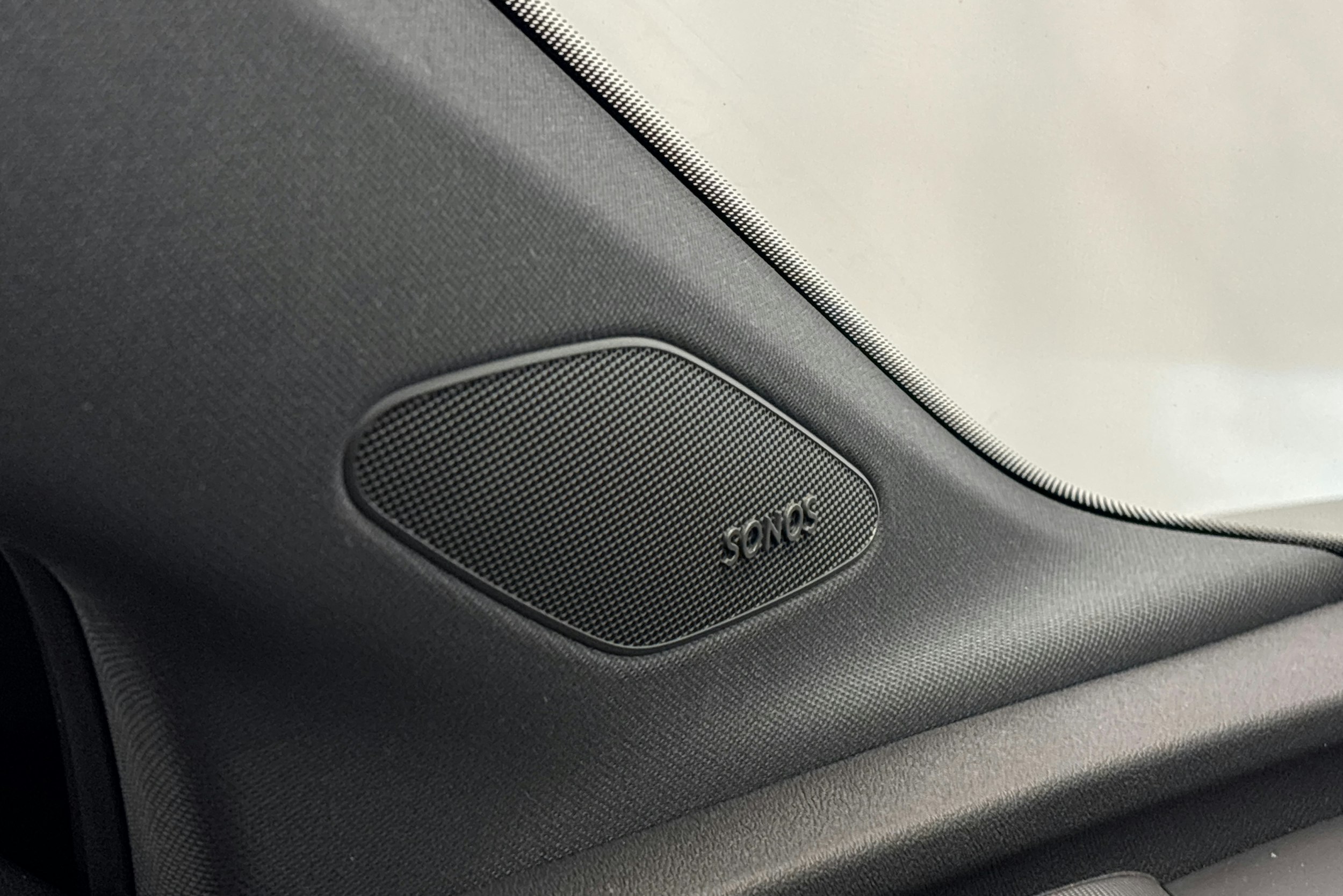 musta Audi Q4 e-tron 2022 kuva 26.