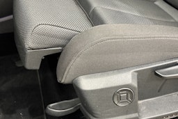 musta Audi Q4 e-tron 2022 kuva 29.