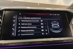 harmaa Audi Q4 e-tron 2022 kuva 17.