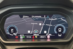 musta Audi Q4 e-tron 2022 kuva 22.