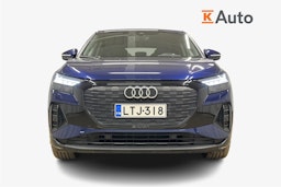 sininen Audi Q4 e-tron 2022 kuva 5.