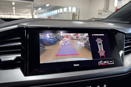 harmaa Audi Q4 e-tron 2022 kuva 17.