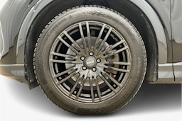 musta Audi Q4 e-tron 2022 kuva 11.