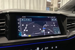 violetti Audi Q4 e-tron 2022 kuva 17.