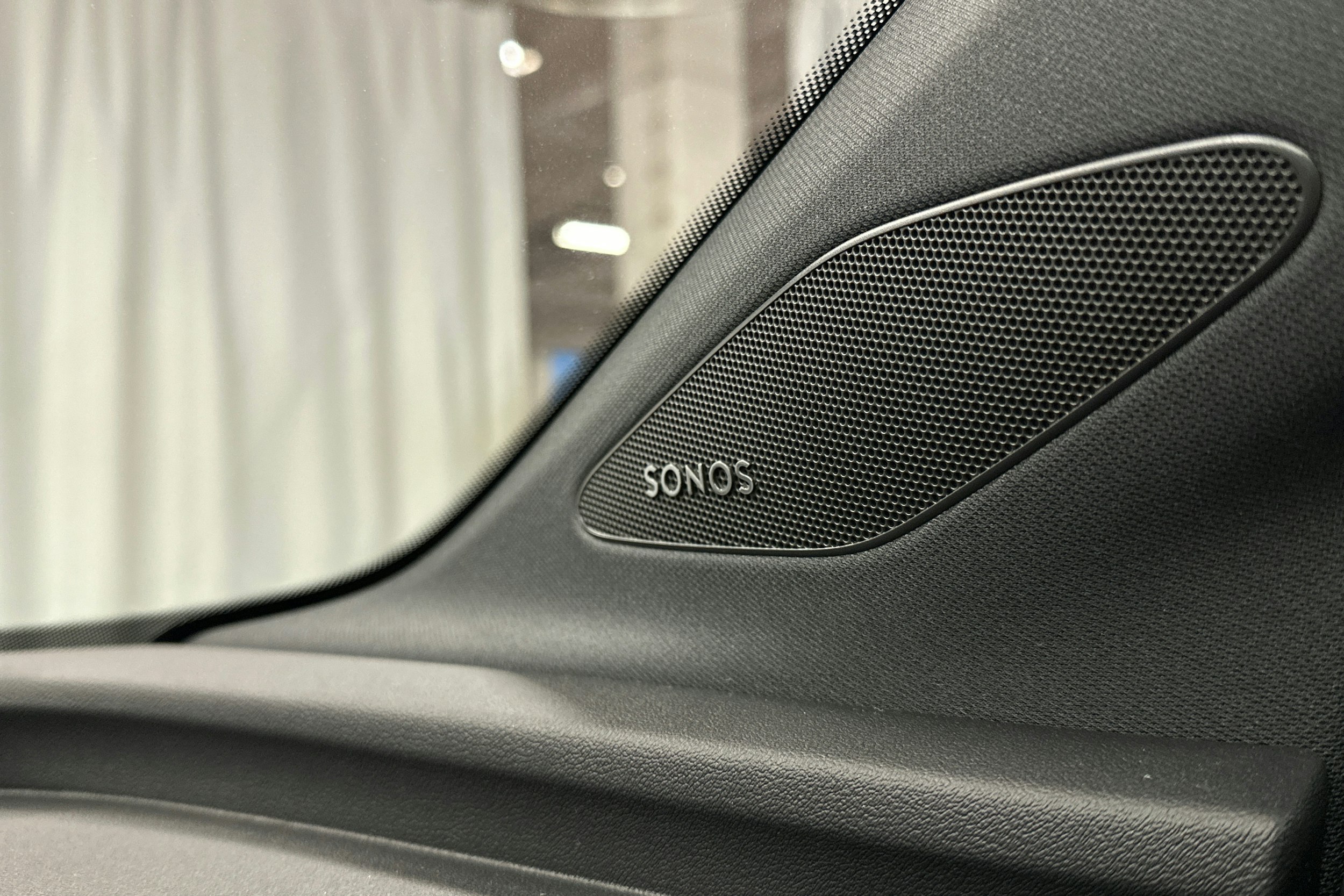 violetti Audi Q4 e-tron 2022 kuva 26.