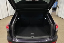 violetti Audi Q4 e-tron 2022 kuva 28.