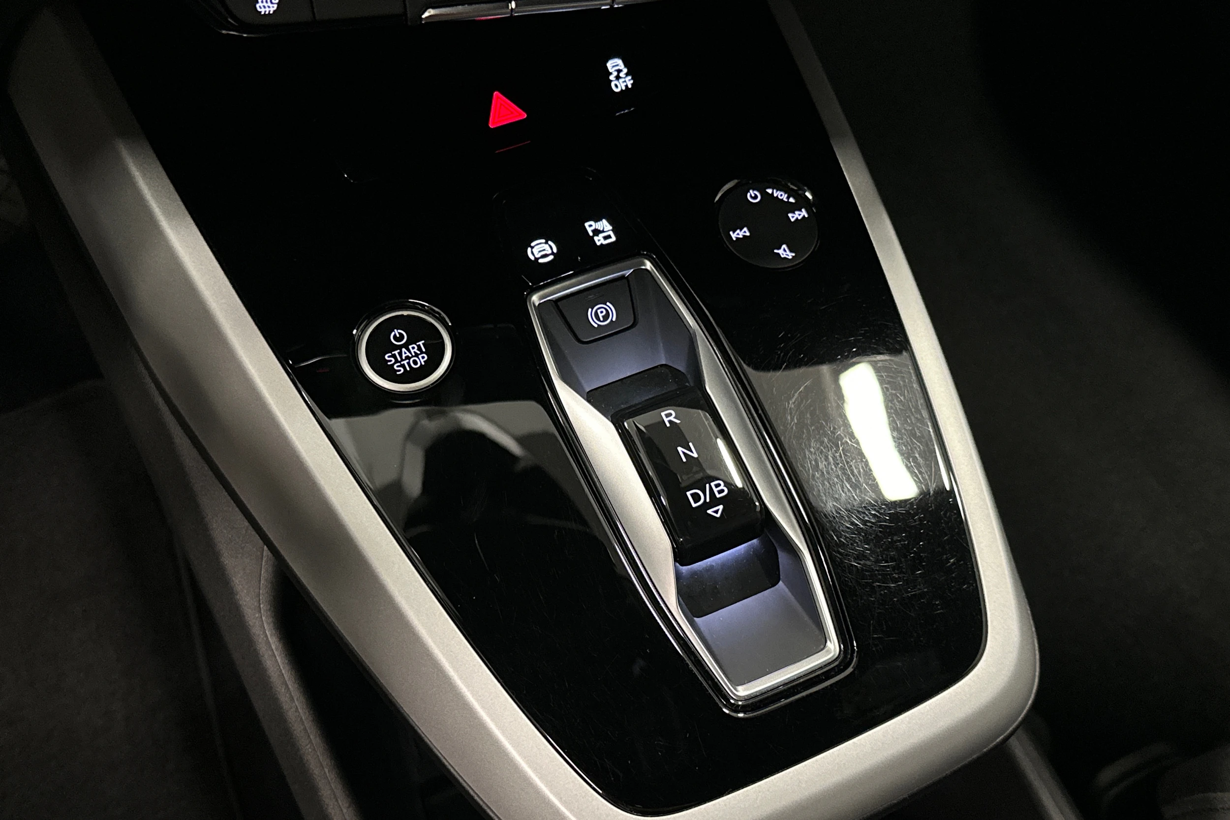 hopea Audi Q4 e-tron 2022 kuva 31.