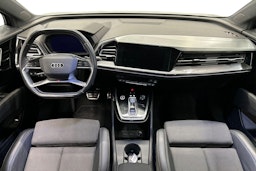 violetti Audi Q4 e-tron 2022 kuva 9.