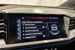 violetti Audi Q4 e-tron 2022 kuva 21.