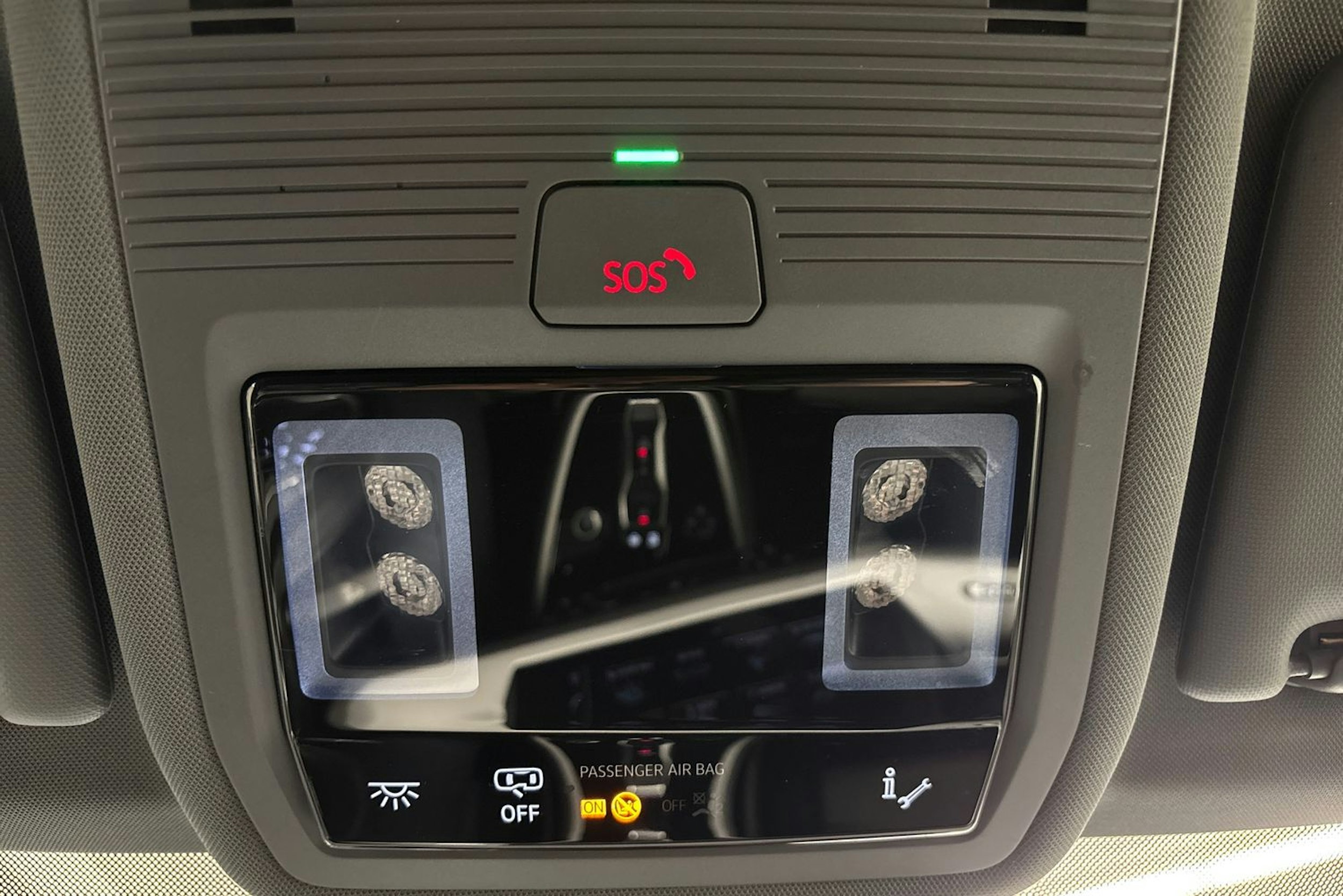 sininen Audi Q4 e-tron 2022 kuva 29.