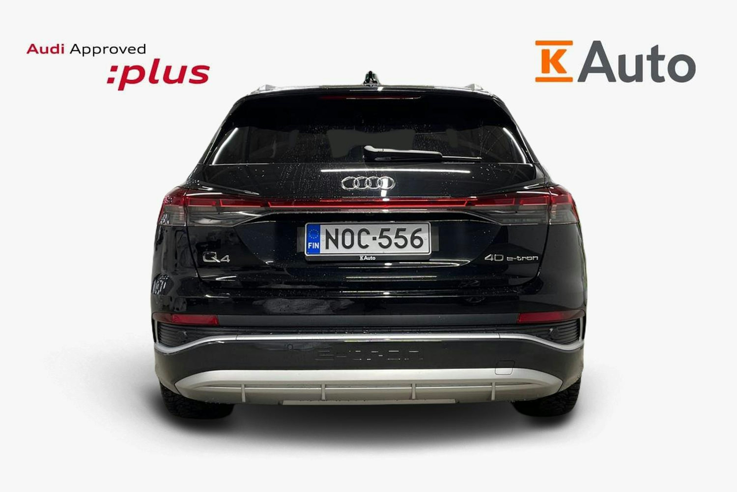 Musta Audi Q4 e-tron 2022 kuva 3.