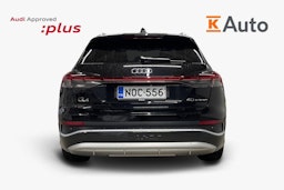Musta Audi Q4 e-tron 2022 kuva 3.