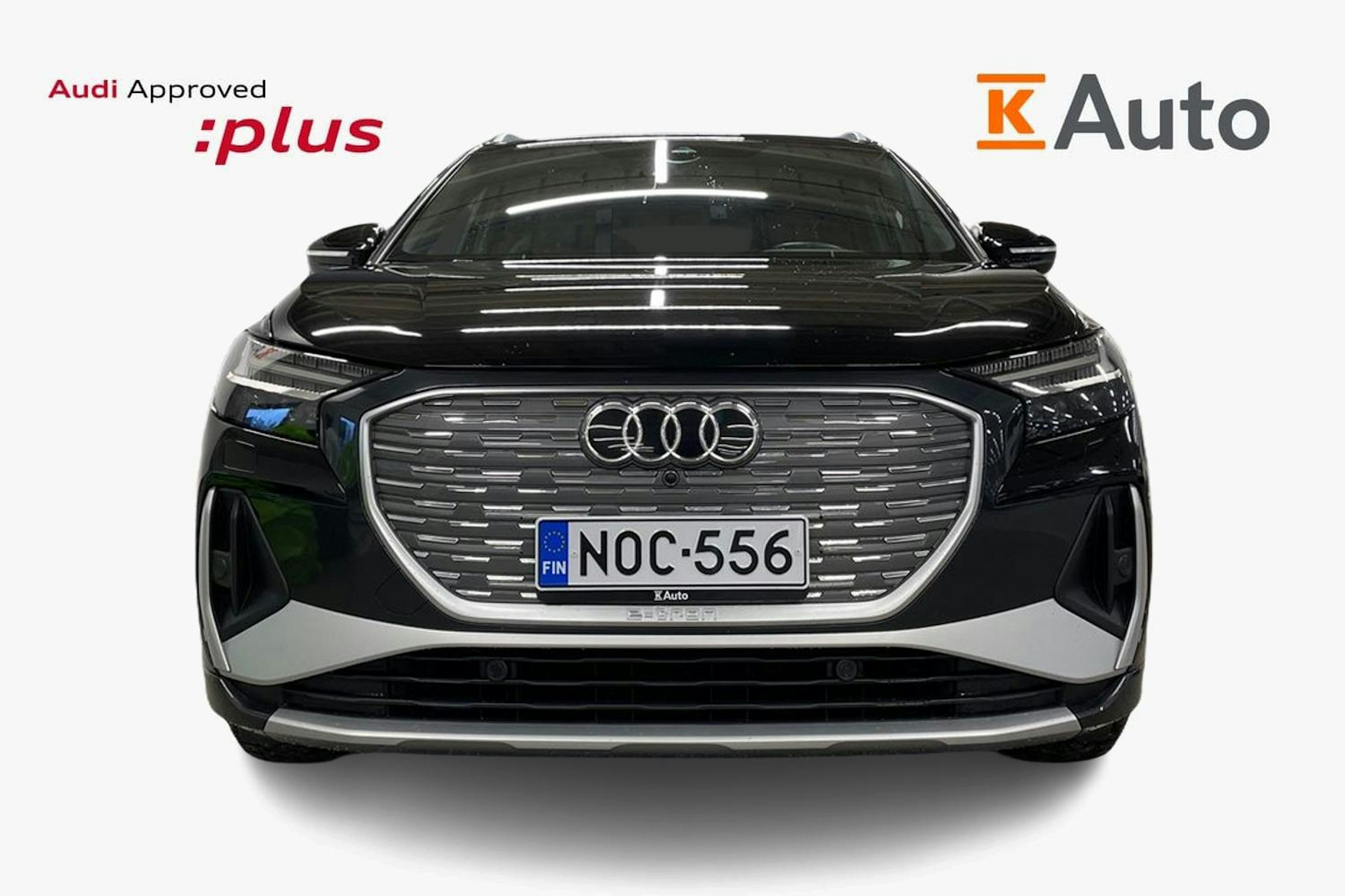 Musta Audi Q4 e-tron 2022 kuva 5.