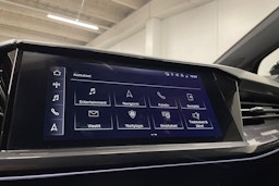 Musta Audi Q4 e-tron 2022 kuva 19.