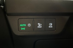 Musta Audi Q4 e-tron 2022 kuva 24.