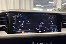 harmaa Audi Q4 e-tron 2023 kuva 19.