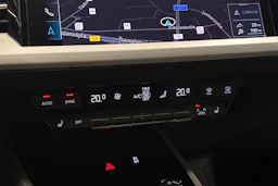 harmaa Audi Q4 e-tron 2023 kuva 20.