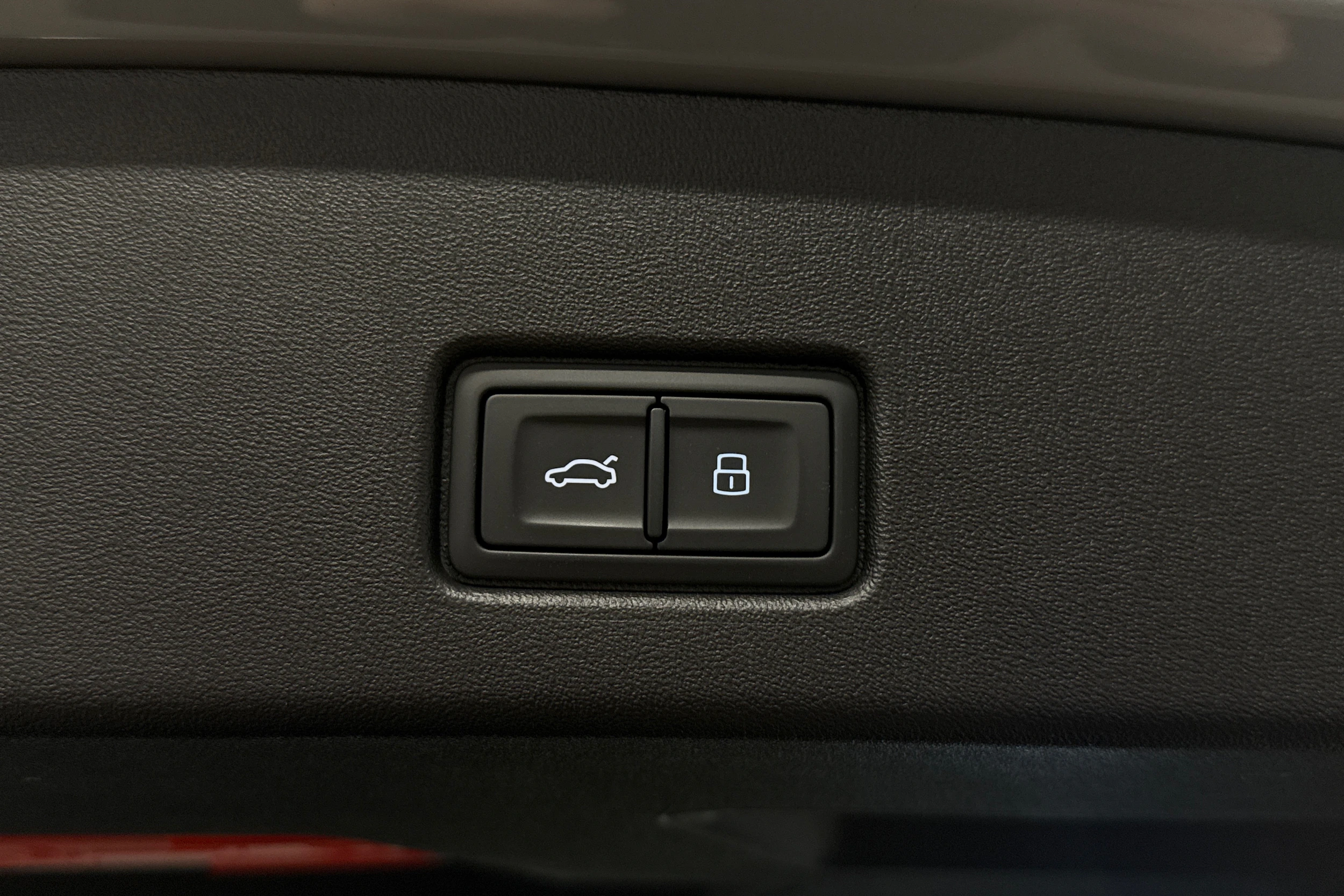 harmaa Audi Q4 e-tron 2023 kuva 24.