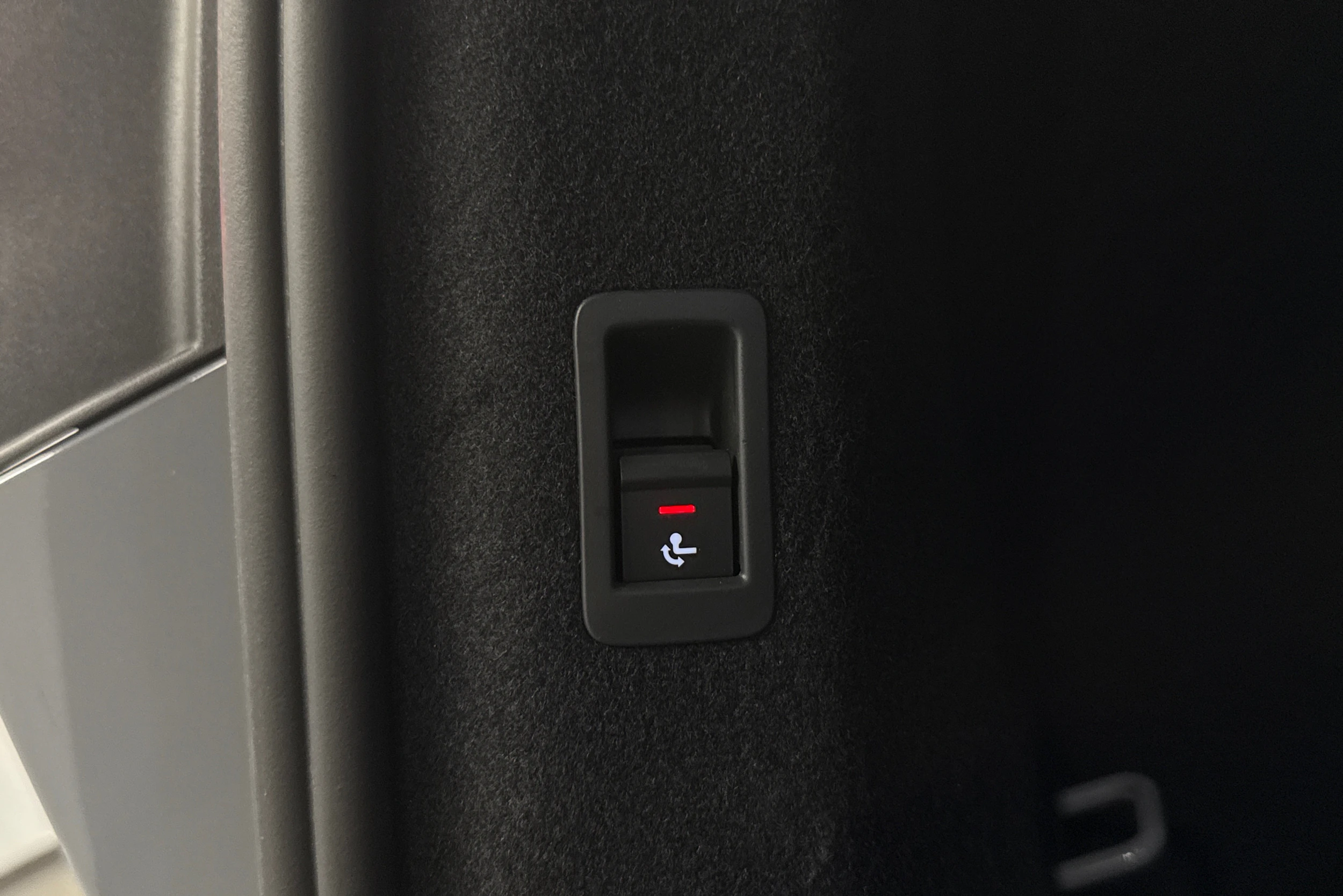 harmaa Audi Q4 e-tron 2023 kuva 25.