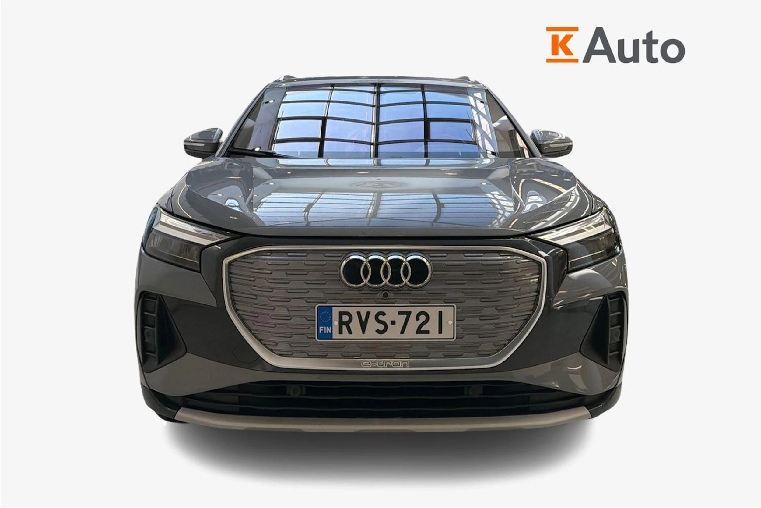 harmaa Audi Q4 e-tron 2022 kuva 4.