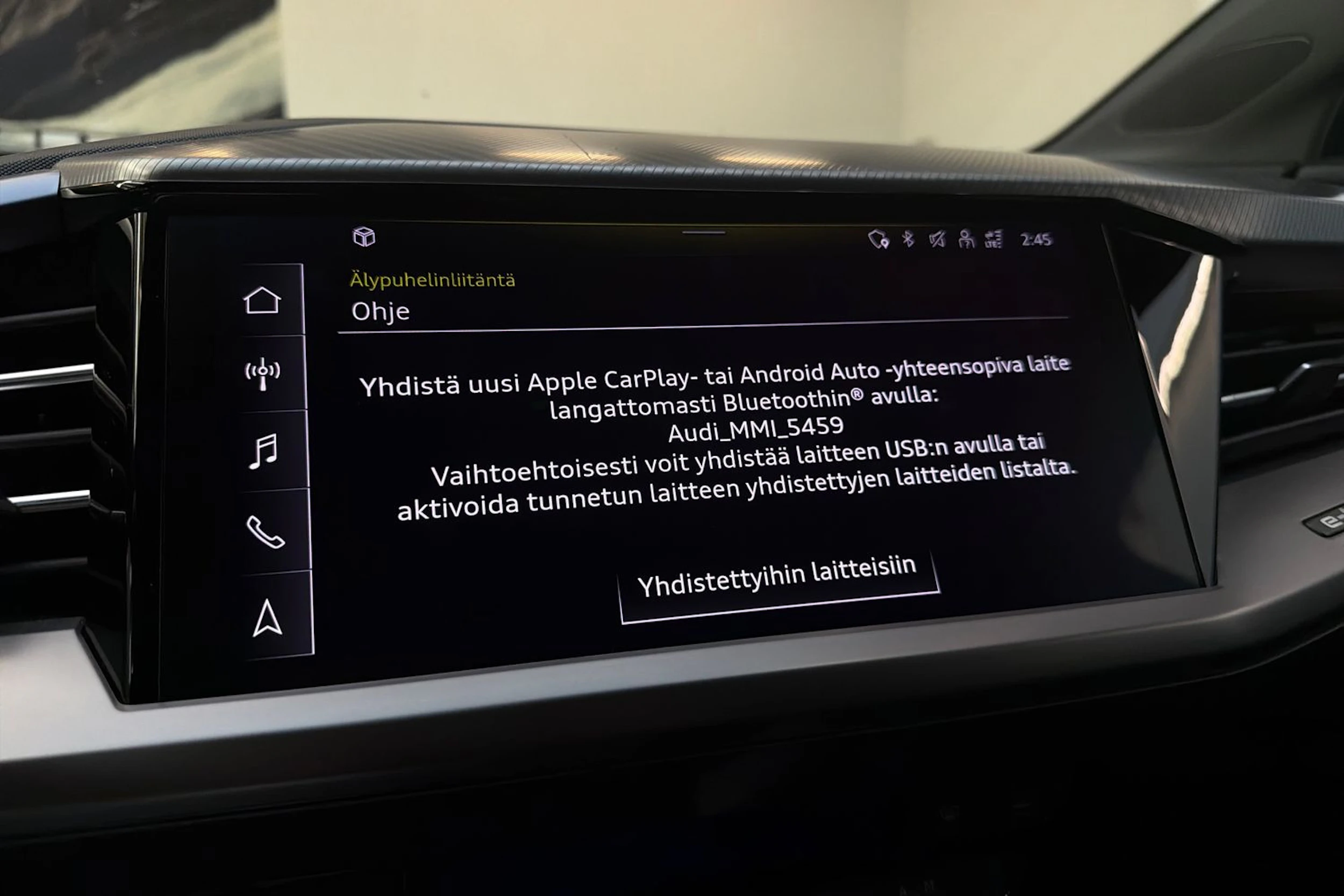 harmaa Audi Q4 e-tron 2022 kuva 18.
