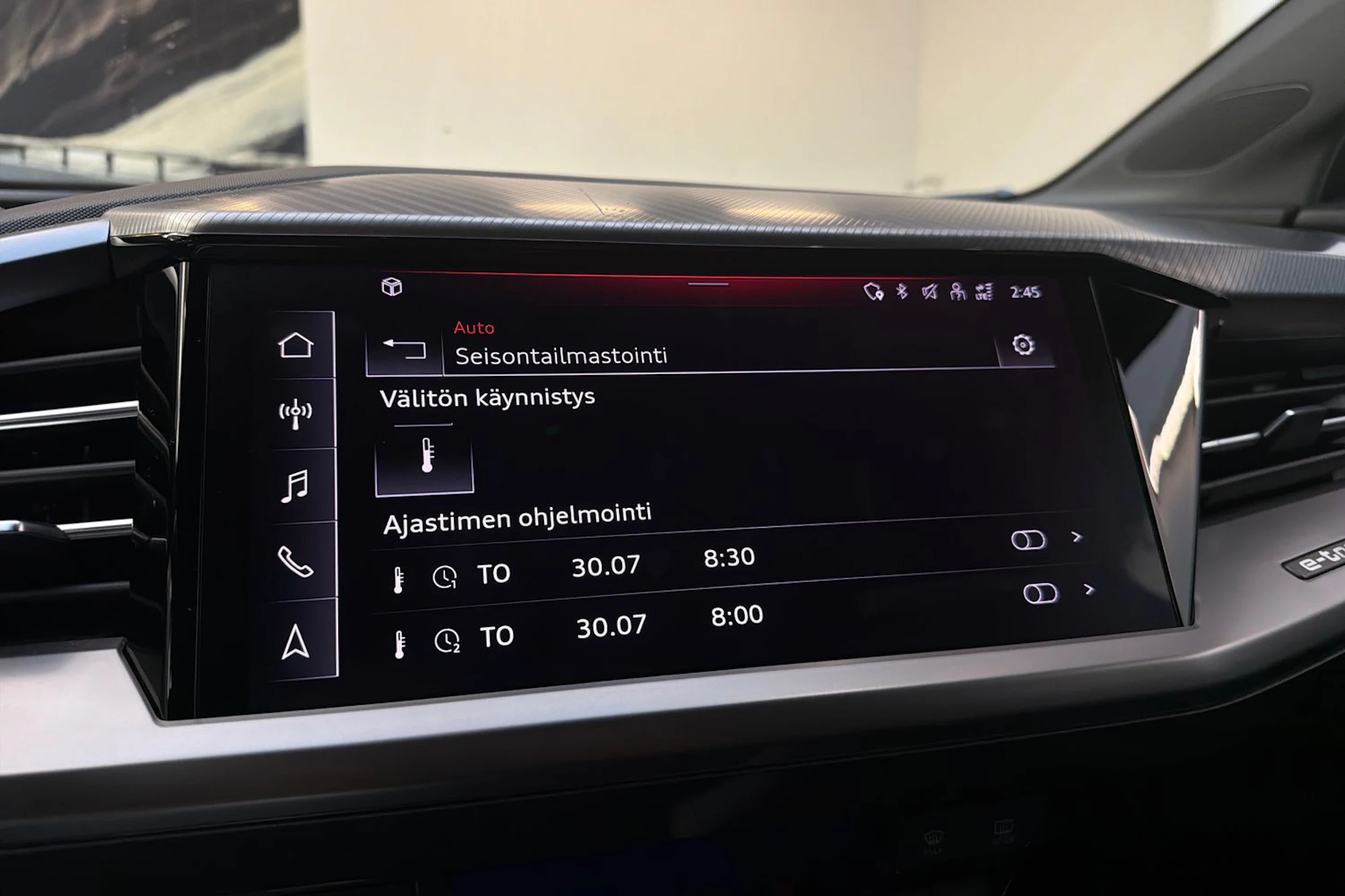 harmaa Audi Q4 e-tron 2022 kuva 22.