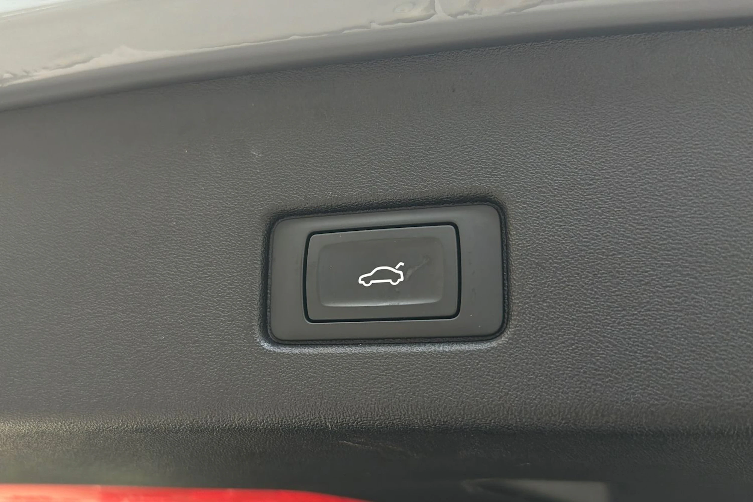harmaa Audi Q4 e-tron 2022 kuva 30.