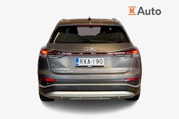 Harmaa Audi Q4 e-tron 2022 kuva 3.