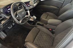 Harmaa Audi Q4 e-tron 2022 kuva 7.