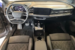 Harmaa Audi Q4 e-tron 2022 kuva 9.