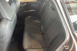 Harmaa Audi Q4 e-tron 2022 kuva 10.