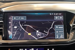 Harmaa Audi Q4 e-tron 2022 kuva 17.