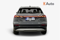 harmaa Audi Q4 e-tron 2022 kuva 3.
