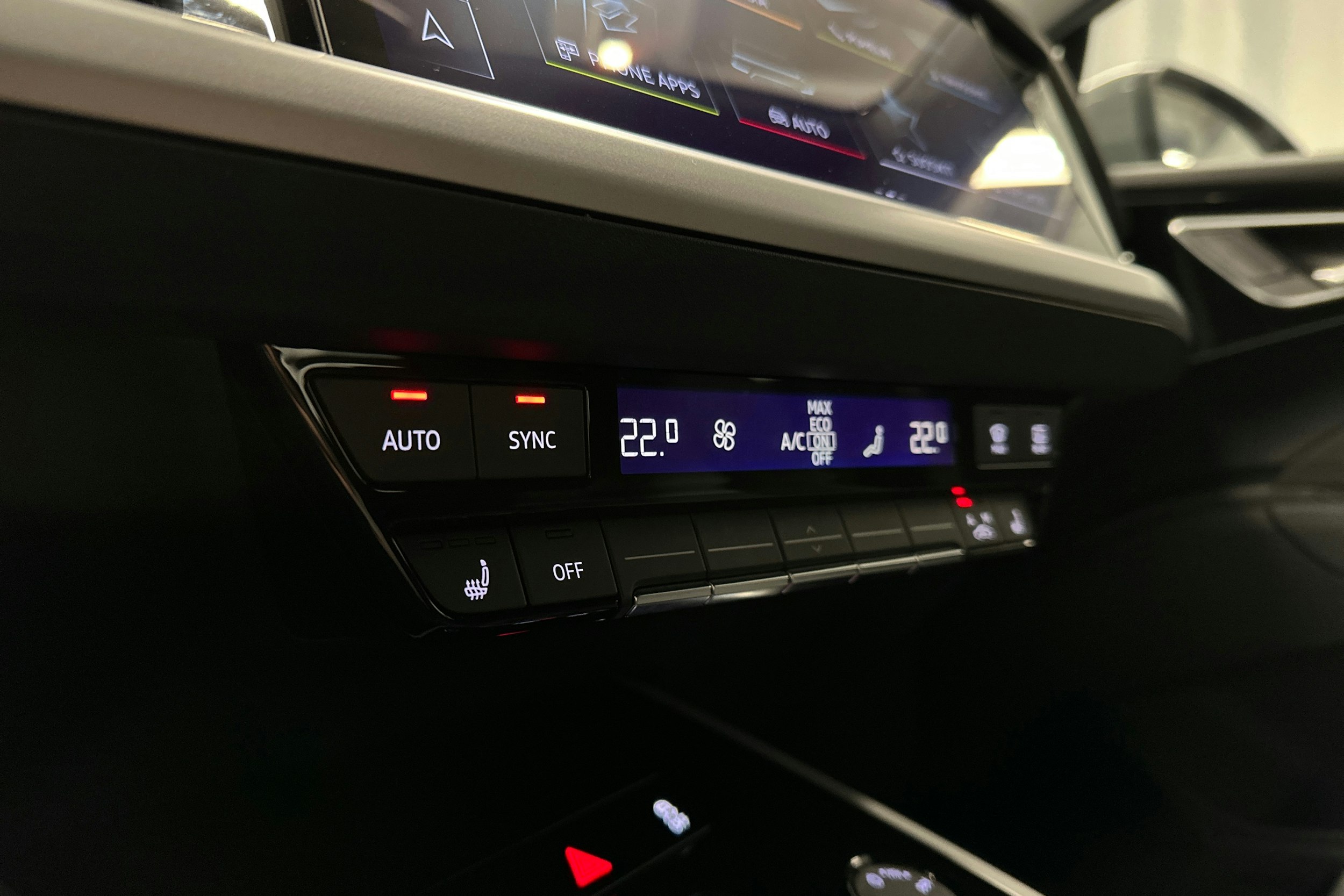 harmaa Audi Q4 e-tron 2022 kuva 20.