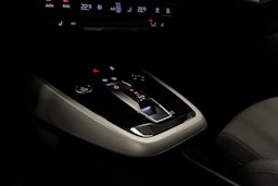 harmaa Audi Q4 e-tron 2022 kuva 21.