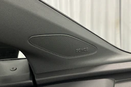 musta Audi Q4 e-tron 2022 kuva 16.