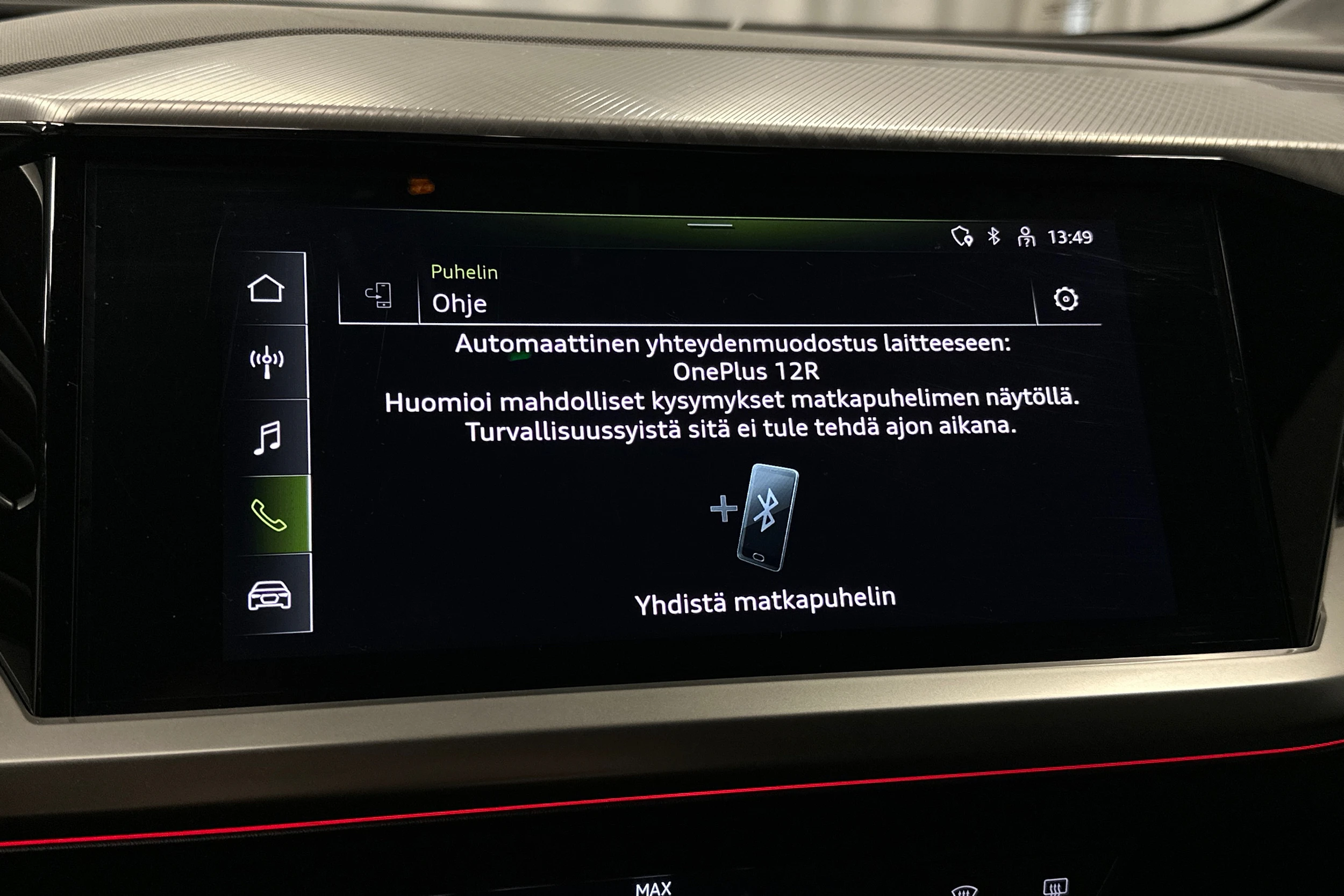 musta Audi Q4 e-tron 2022 kuva 21.